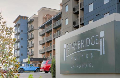 Pigeon Forge Hotel | Staybridge Suites Pigeon Forge - Smoky Mtns by IHG