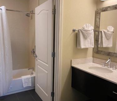 Liverpool Hotel | Staybridge Suites Syracuse Liverpool by IHG