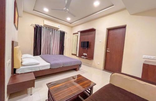 Bhuj Hotel | StayGuru Park View Residency