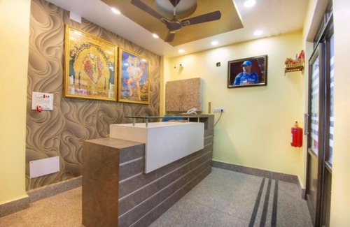 Rampur Hat Hotel | STAYMAKER Rajeshwari Inn