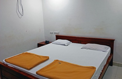 Hubli Hotel | STAYMAKER Shri Shakti Residency