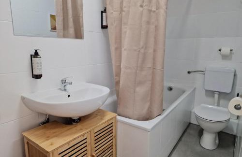 Gemarkung Barmen Apartment | stayVision FS43 Wohnung 8 - 1 Schlafzimmer - 4 Gäste - top WLAN