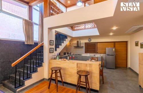 Shimla Villa | StayVista at Elm - Elysium Estate with Complimentary Hi-Tea, Hill View, Lawn