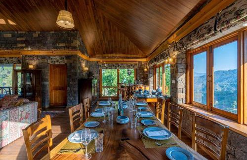 Kumarhatti Hotel | StayVista at Mountain Mirage 4BR Luxury Villa in Kasauli with Spa, Lawn, Hillview