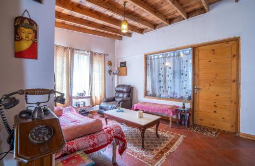 Shimla Villa | StayVista at Under The Pines