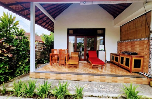 Pejeng Kawan Villa | Step into a world of tranquility at our two-bedroom villa with private pool