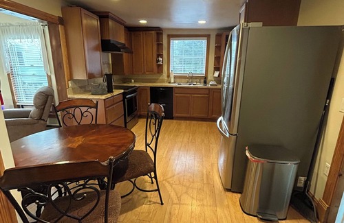 Clintondale Apartment | Step into history & unwind at Elixir apt a charming 🏡 at the❤️of NYHudson Valley