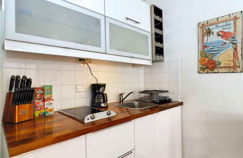 Ocean Park Apartment | Steps from the beach! Comfortable garden apartment for you to enjoy