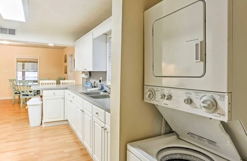 Laguna Beach House | Steps to beach|Pet friendly|Fenced yard