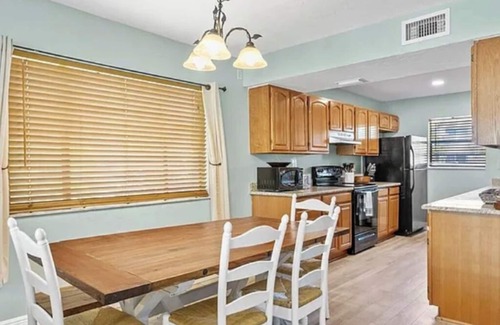 Indian Shores House | Steps to Beach - Oceanview Townhome - Pool - Game Room- Sleeps 8 - Beach Retreat
