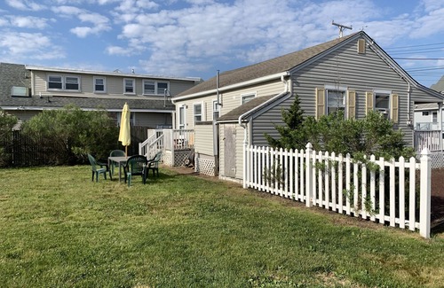 Manasquan House | Steps to Beachfront