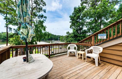 Cape Royale House | Steps to Marina Coldspring Retreat with Lake View