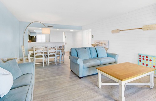 Miramar Beach Condo | 🚢Steps to Private Beach-Gulf Views-2 Pools with Waterfall-1BR Edgewater#308🚢