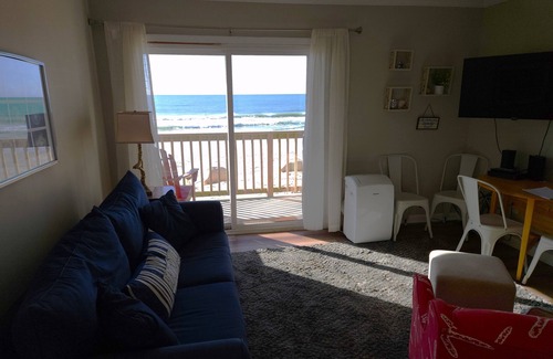 McCutcheon Field Condo | Steps to the Ocean! 152