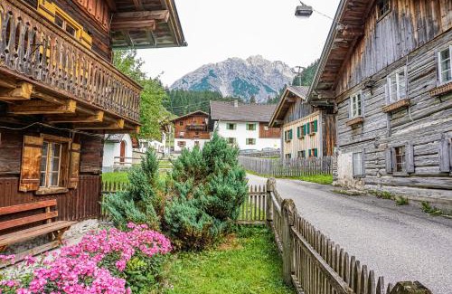 Boden Ski Chalet | Stern LODGE im Bergparadies Lechtal