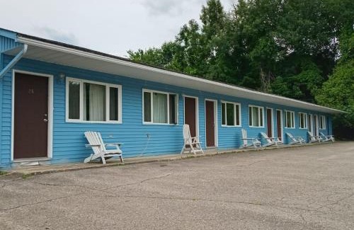 Woodstock Hotel | Stiles Motel Hill View