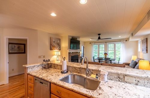 Foscoe House | Still Point At Echota - Mountain Views, Great Community Amenities with indoor+outdoor pools,gym