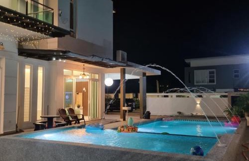 Kota Tinggi District Villa | Stillwater Retreat in Desaru