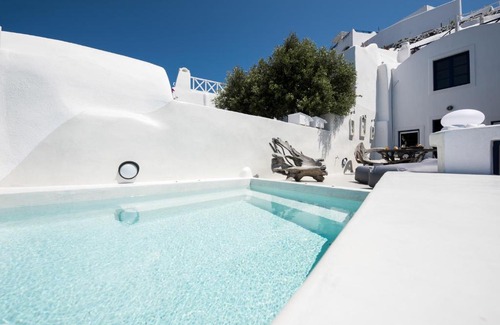 Fira House | Stilvi Suite