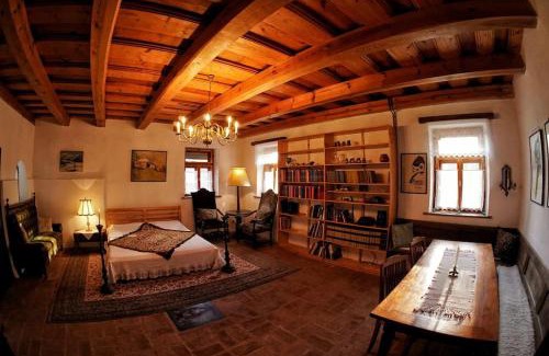 Felsoszolnok House | Stilvolles Landhaus im Dreiländereck