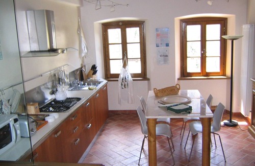 Villabuona Other | Stone farmhouse:kitchen+2bedr+2bathr+ifournished laundry CIN: IT046022C2IHU96TA5