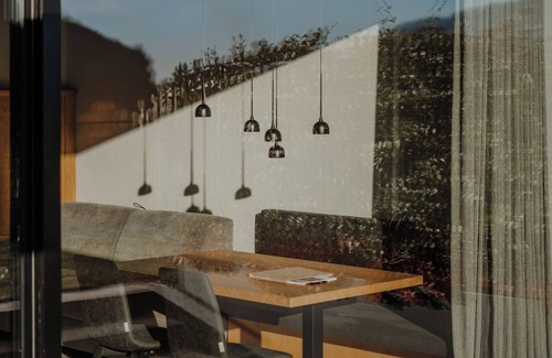 Lagundo Apartment | Stollhof. new suite in an exclusive & quiet location in Algund near Meran