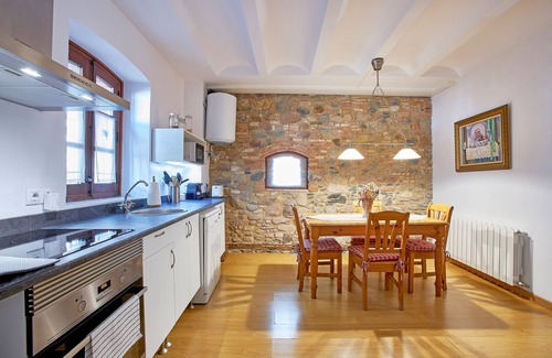 Corro de Vall Apartment | Stone corner close to Barcelona