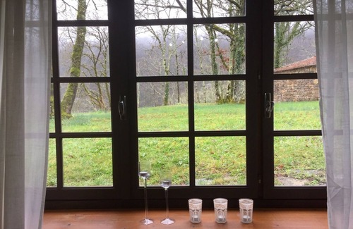Saint-Antonin Noble Val House | Stone house, splendid view, 5 min from St Antonin-Noble-Val and the river!