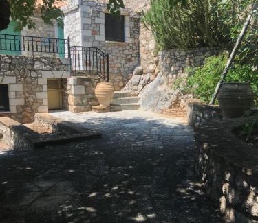 Diasella House | Stone House in Verga with Sea View, Private Yard & Pet Friendly