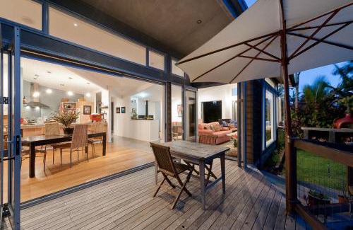 Kerikeri Bed & Breakfast | Stone Store Lodge