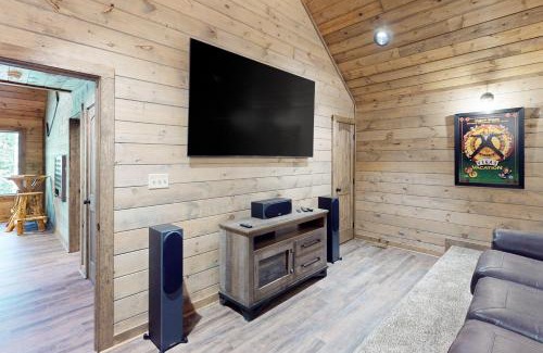 Gatlinburg - Pigeon Forge House | Stone Timber
