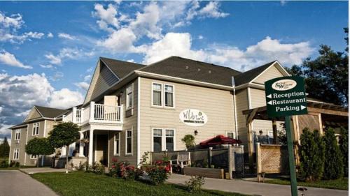 St. Mary's Hotel | Stone Willow Inn