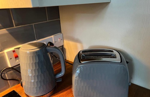 Runcorn Apartment | Stonebarn Lane One Bed