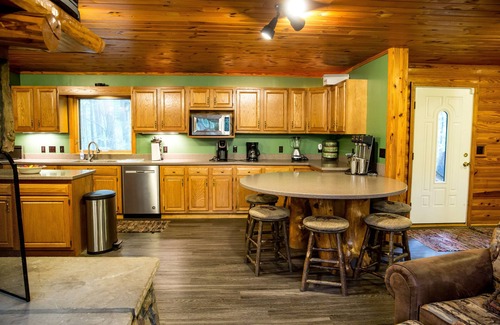 Stahlstown House | Stonehaven At Fern Mountian/Close To Seven Springs And Hidden Valley