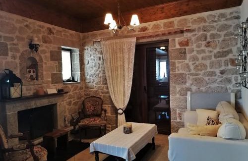 Lagadia House | Stonehouse dome Lagadia