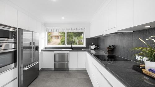 Copacabana House | Stones Throw To Copacabana Beach