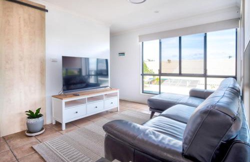 Shelly Beach House | Stones Throw To Shelly Beach, Pet Friendly!