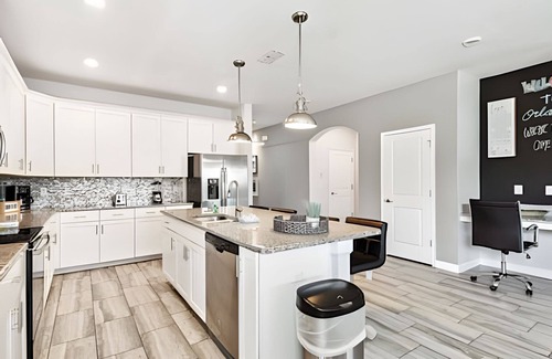 Kissimmee Villa | Storey Lake Luxury | 6BR Home + Pool