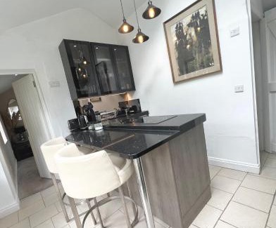 Longford House | Storeybook cottage