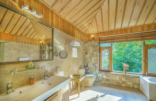 Manali Hotel | Storii By ITC Hotels Urvashis Retreat Manali