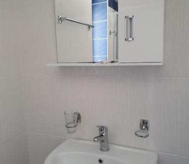 Lefktro Apartment | Stoupa Lefktro 3