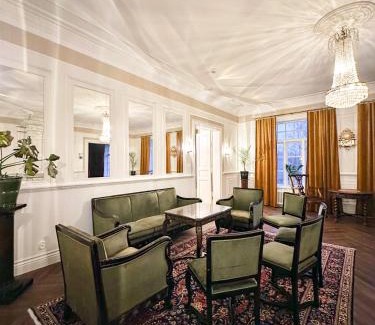 Mariehamn Villa | Strandnäs Gård