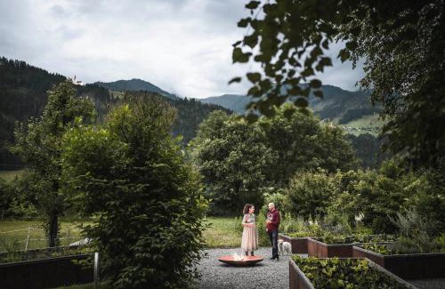 Strassen Hotel | Strasserwirt - Ansitz zu Tirol