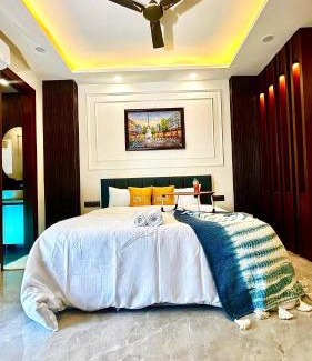 Sector 51 Apartment | Street Studio by Lime Tree Hotel Sector 51 Gurgaon