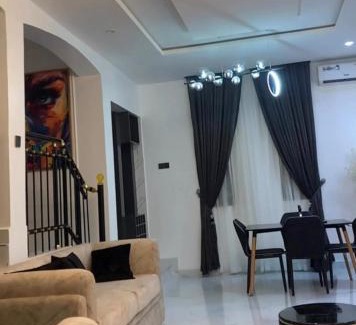 Uyo Apartment | Strobbs Residence