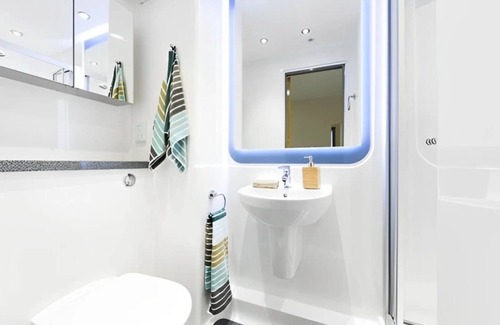 Belfast Central District Apartment | Student Only John Bell House
