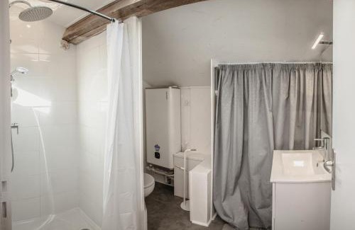 Saint-Laurent-sur-Sevre Apartment | Studio à 10min du Puy du Fou - Bords de Sèvre