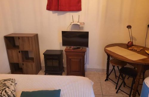 Ucciani House | studio à la campagne