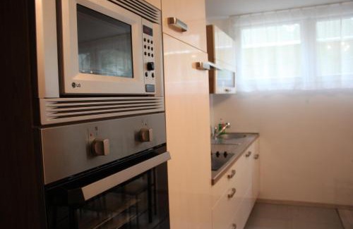 Contone House | Studio 1 1/2