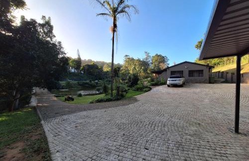 Botha's Hill Apartment | Studio 1 The Studios at Churchill